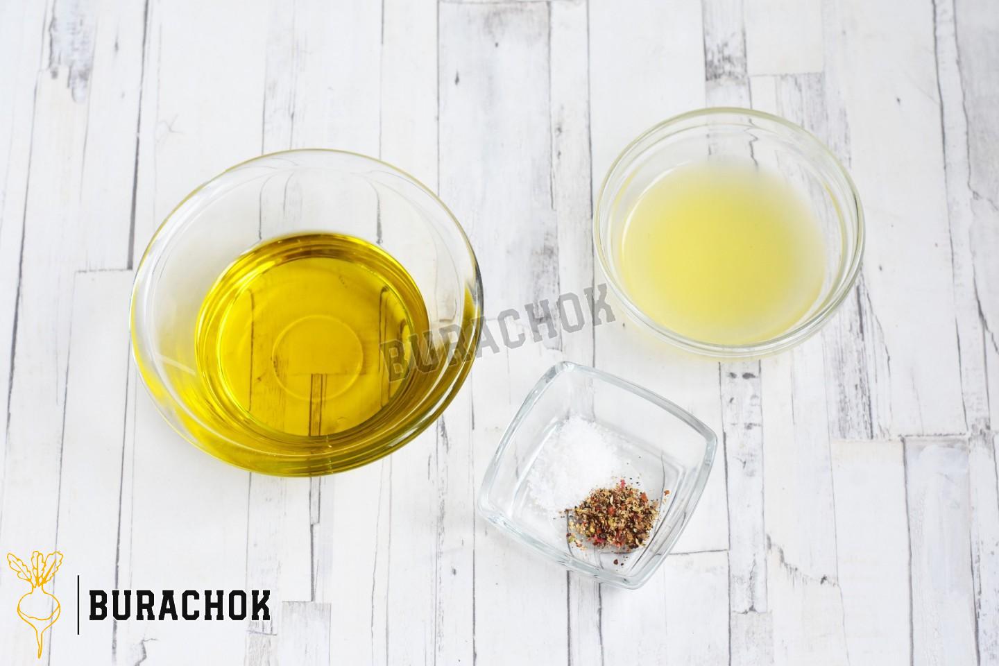 Грецький салат з куркою класичний