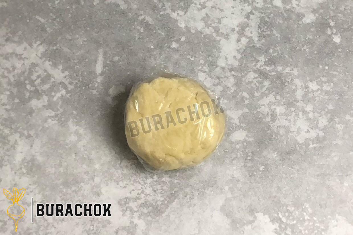 Лимонний тарт з меренгою французький пиріг