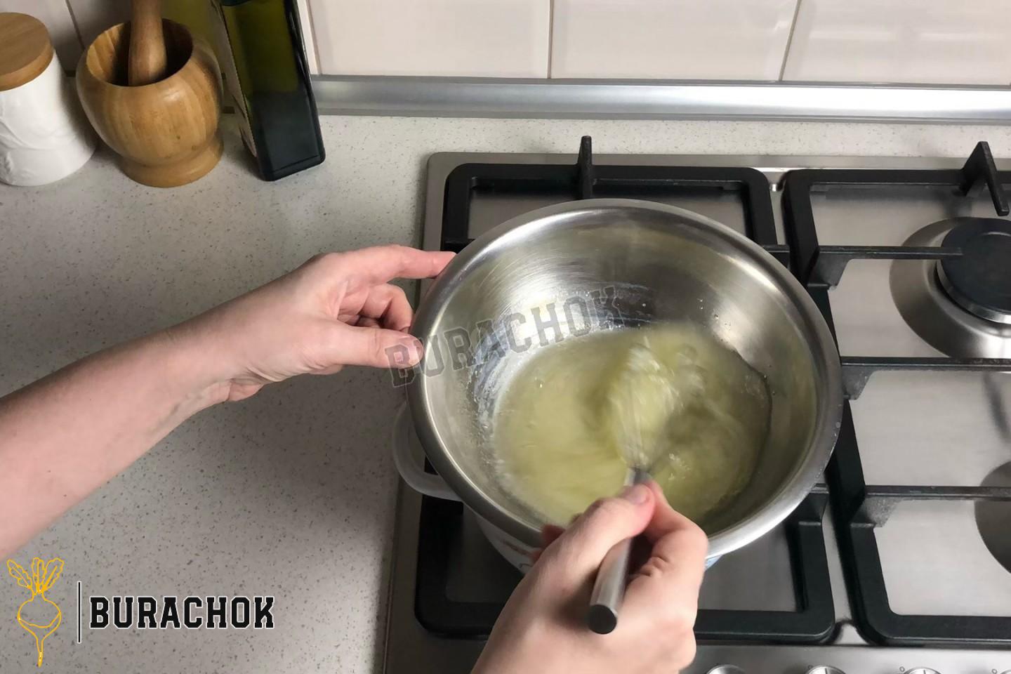 Лимонний тарт з меренгою французький пиріг