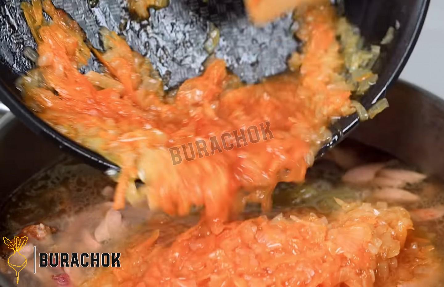 Збірна класична м'ясна солянка з ковбасками копченими