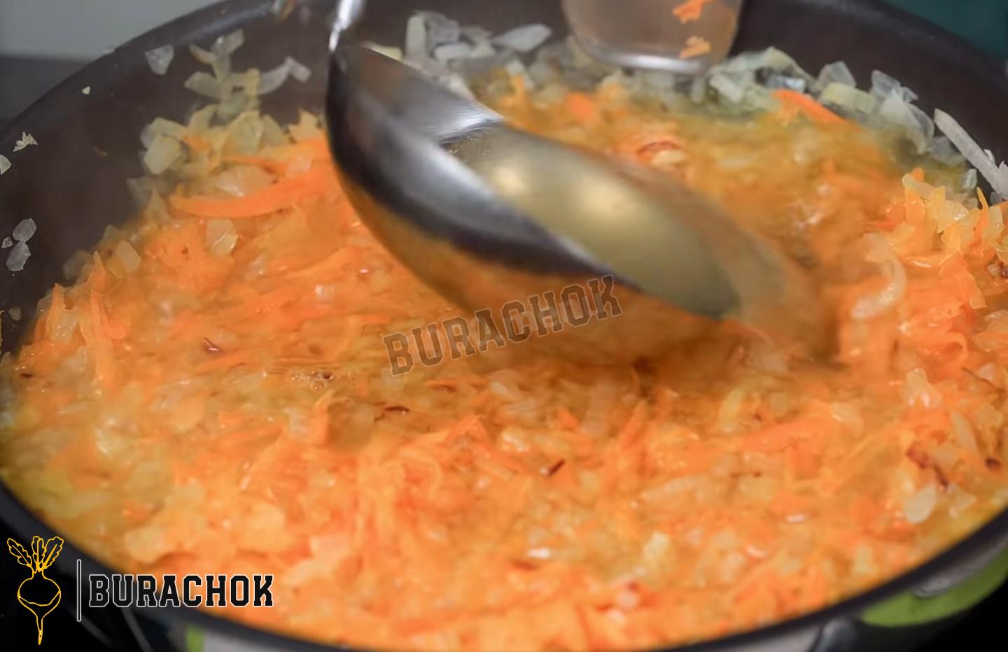 Збірна класична м'ясна солянка з ковбасками копченими