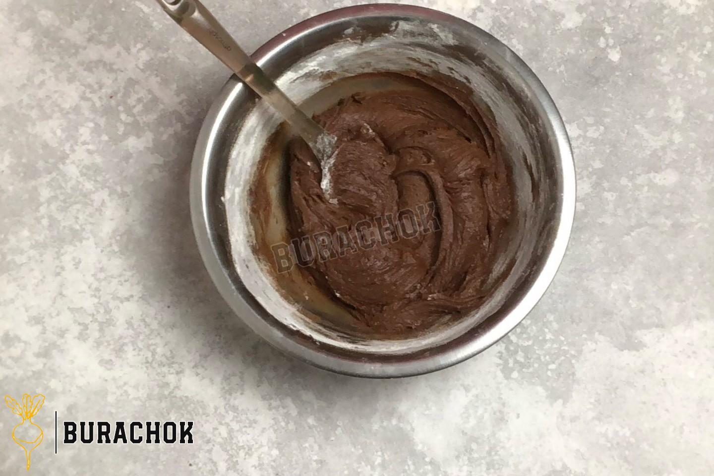 Шоколадне печиво з тріщинками