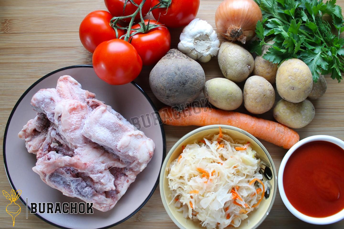 Борщ з квашеною капустою, буряком та куркою