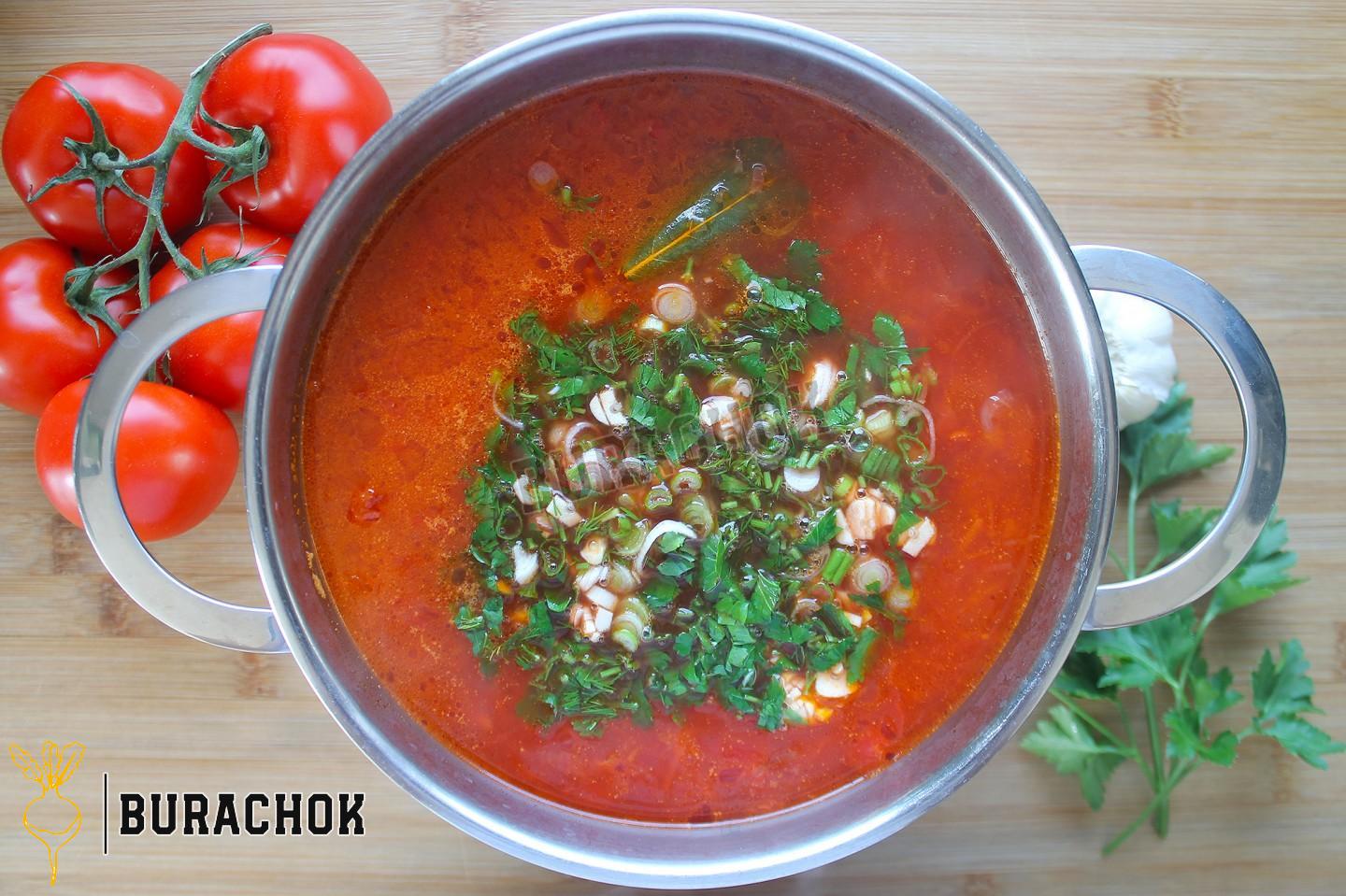 Борщ з квашеною капустою, буряком та куркою