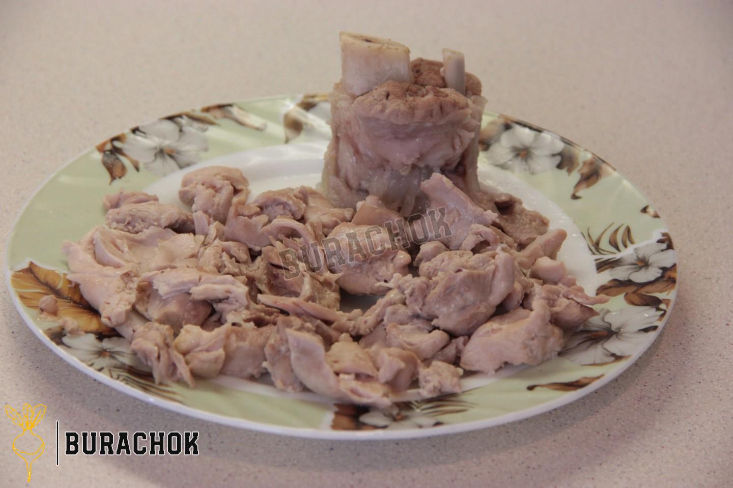Борщ з квасолею та куркою