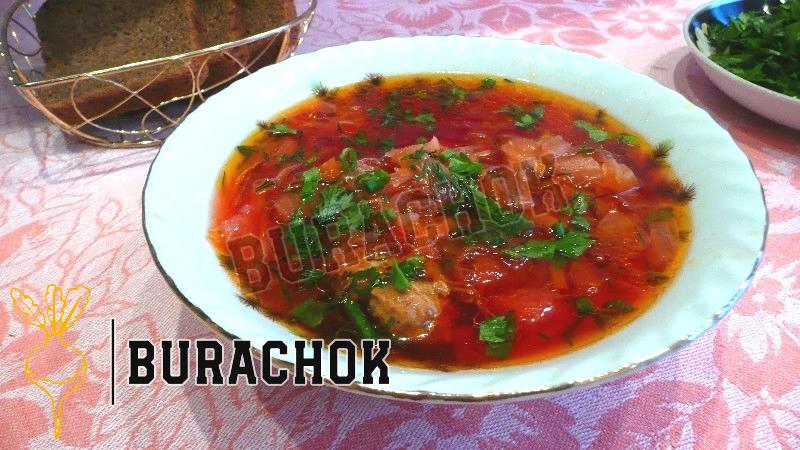 Борщ буряковий з капустою на тушонці