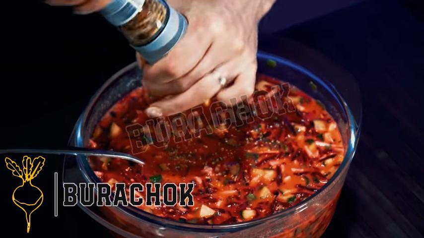 Звичайний холодний борщ на кефірі